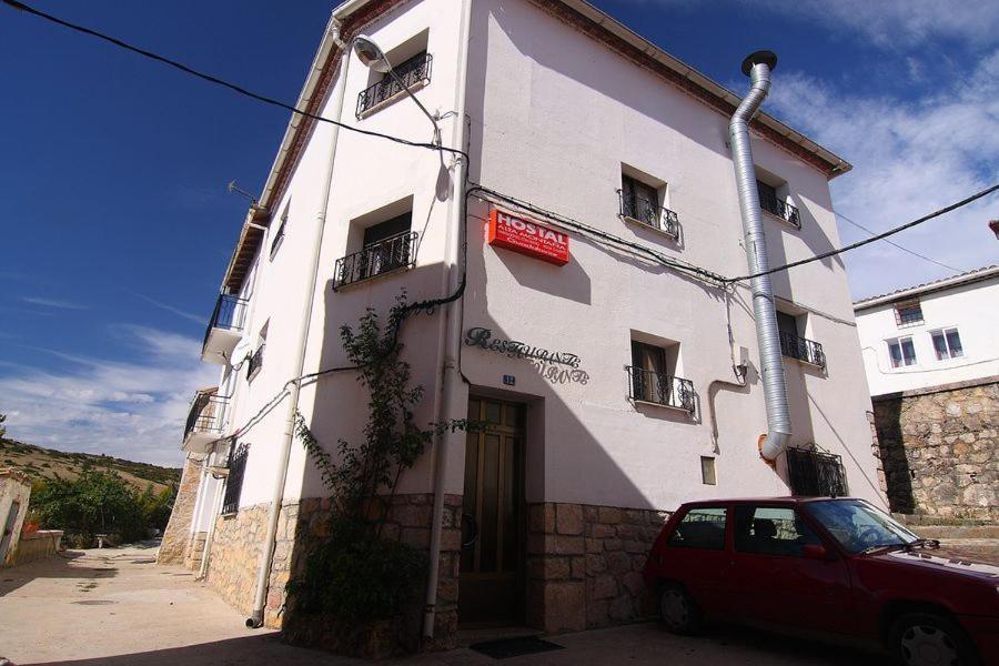 Guadalaviar Hostal Casa Martina מראה חיצוני תמונה